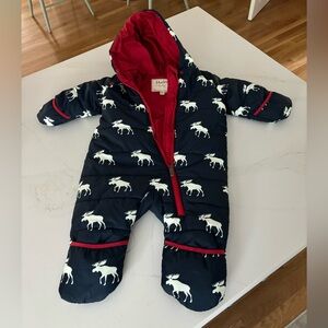 Hatley Baby snowsuit in excellent condition! Size 18-24 months